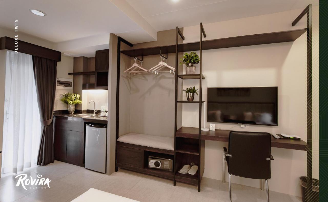 Rovira Suites Dumaguete City Esterno foto
