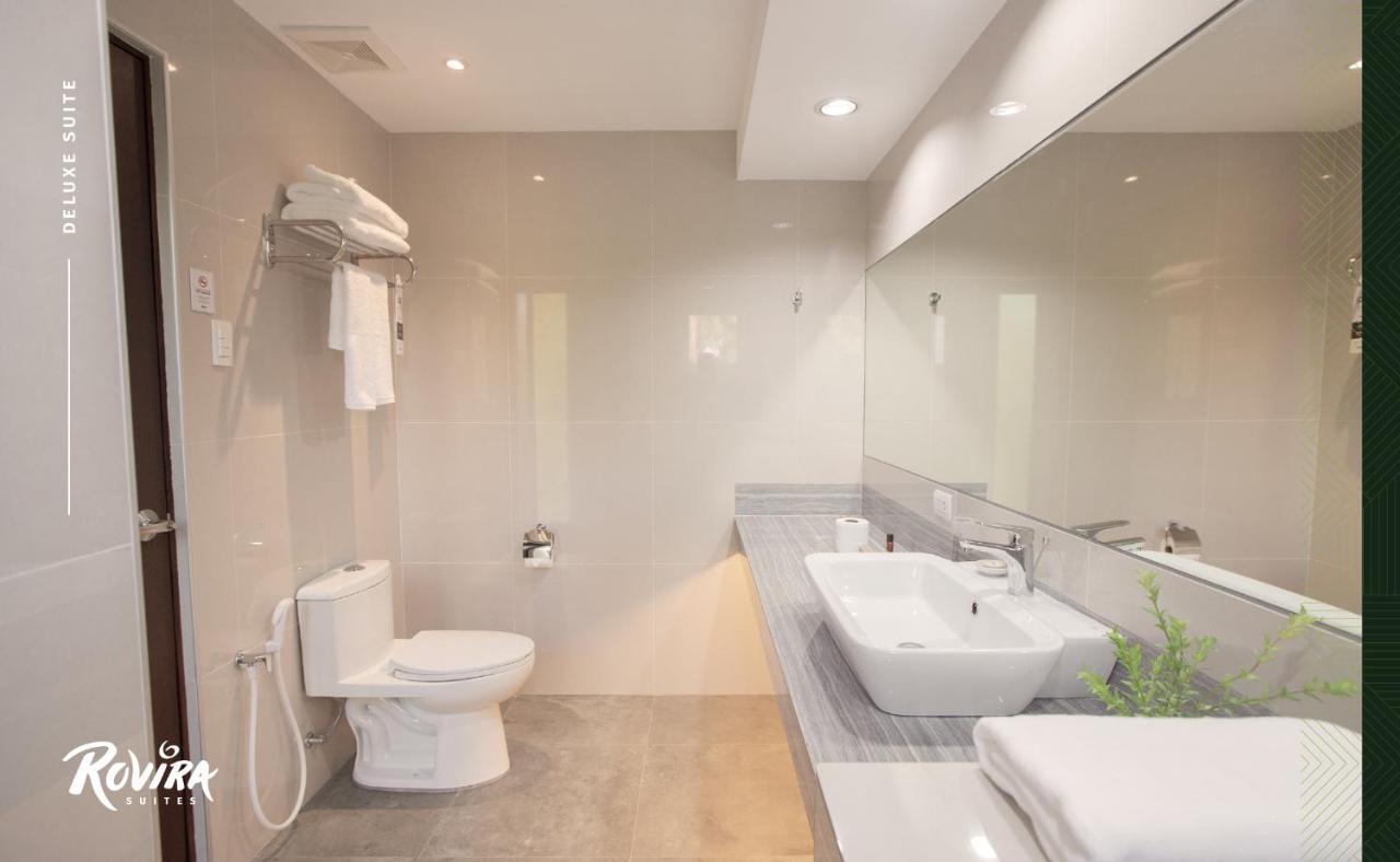 Rovira Suites Dumaguete City Esterno foto